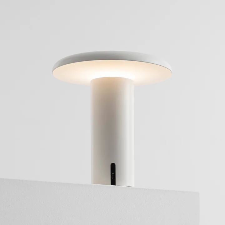 Takku bordlampe LED fra Artemide