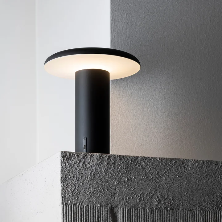 Takku bordlampe LED fra Artemide