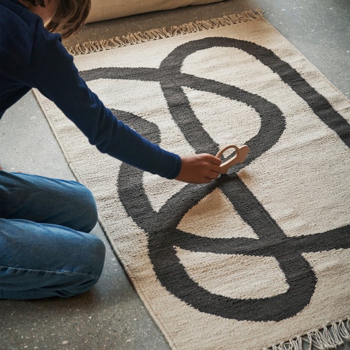 Ferm Living - Lane tæppe, 70 x 105 cm, råhvid / chokolade