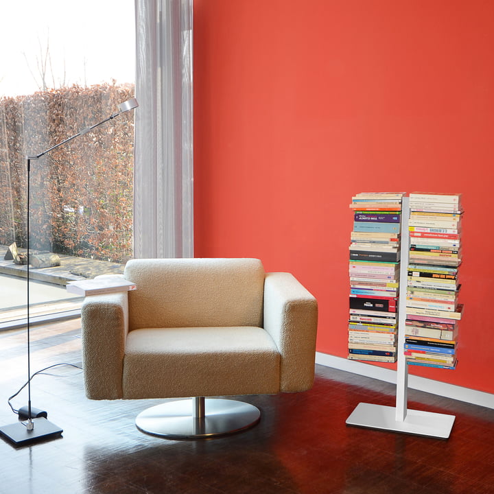 Booksbaum I reol fra Radius Design