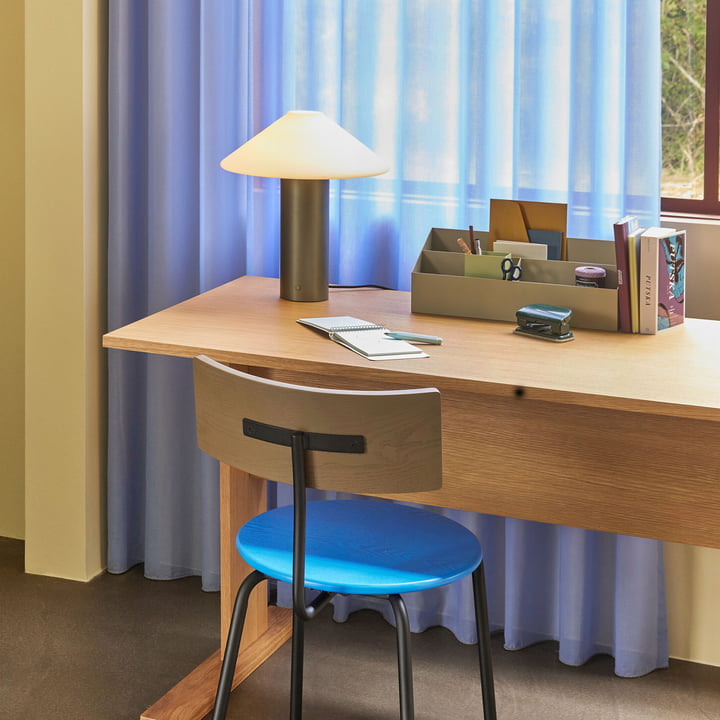 Orbit bordlampe fra Hübsch Interior