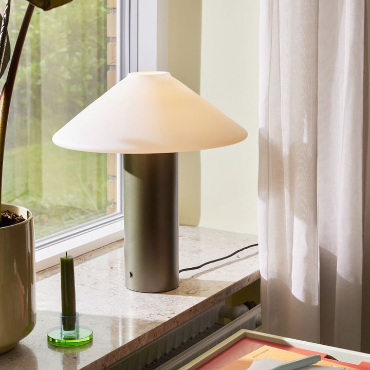 Orbit bordlampe fra Hübsch Interior