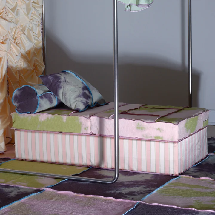 Podium Large, Pude, Bolster, Floor Puf af Juslin Maunula