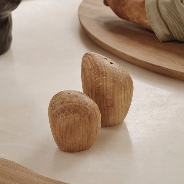 ferm Living - Cairn salt og peber shakers, eg (sæt med 2)