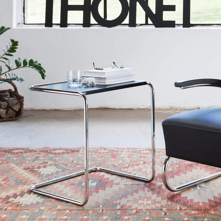 Thonet - B 97 indskudsbord, krom/sort