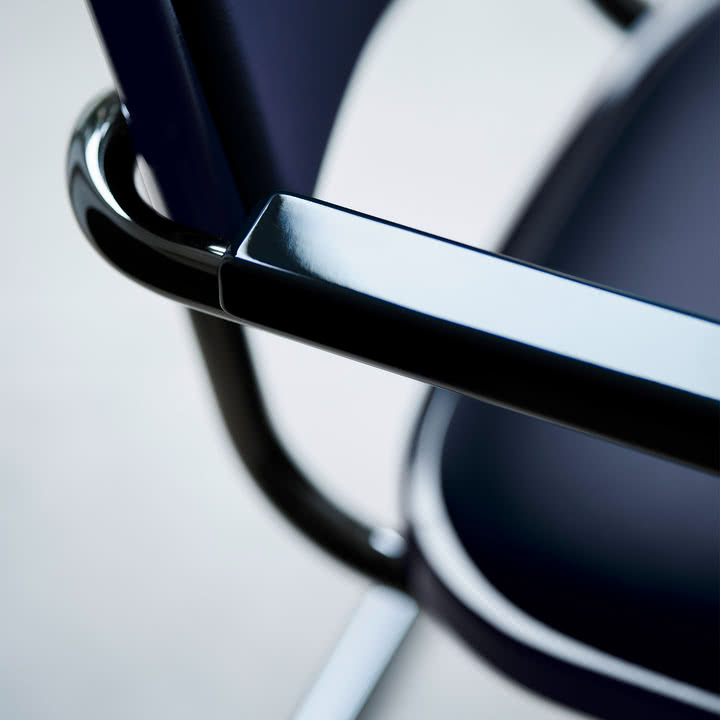Thonet - S 64 P Serious lænestol, titanium / grafitblå (JS. by Jil Sander)