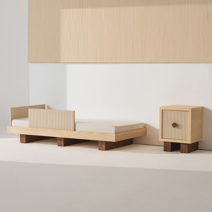 Nobodinoz x Heju - Daybed & Junior seng og natbord H 52 cm, natur ask