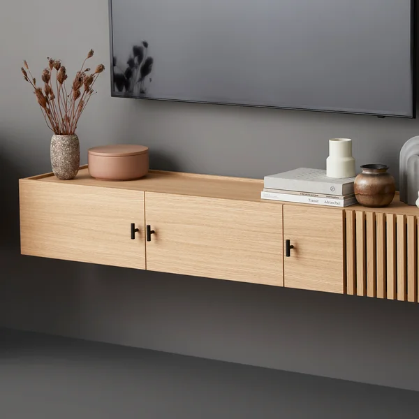 Array Sideboard 150 cm fra Woud i eg (vægmonteret)